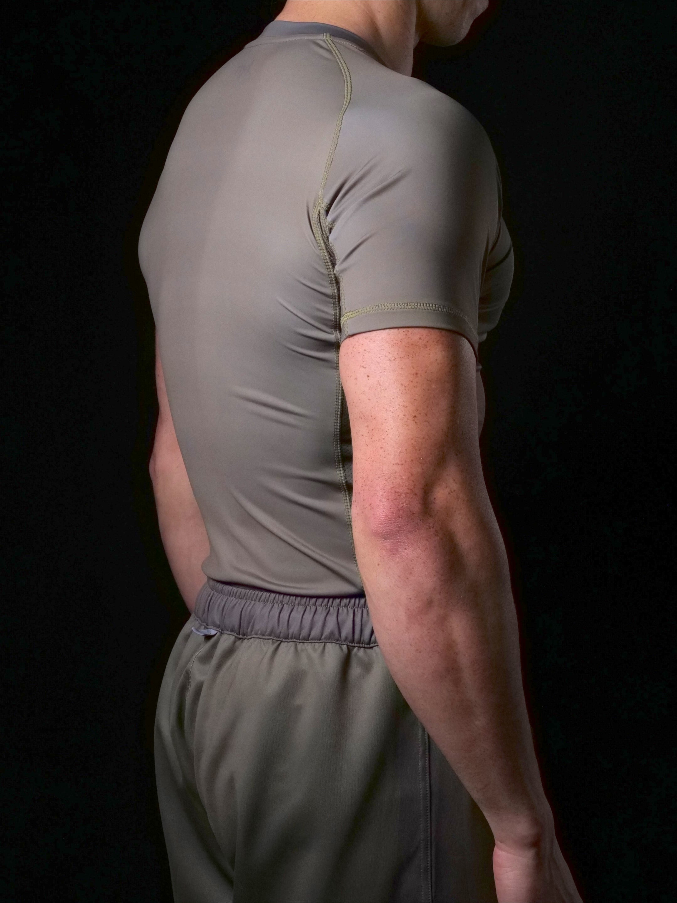 NYT Staple Series Short Sleeve Rashguard Khaki/Ash