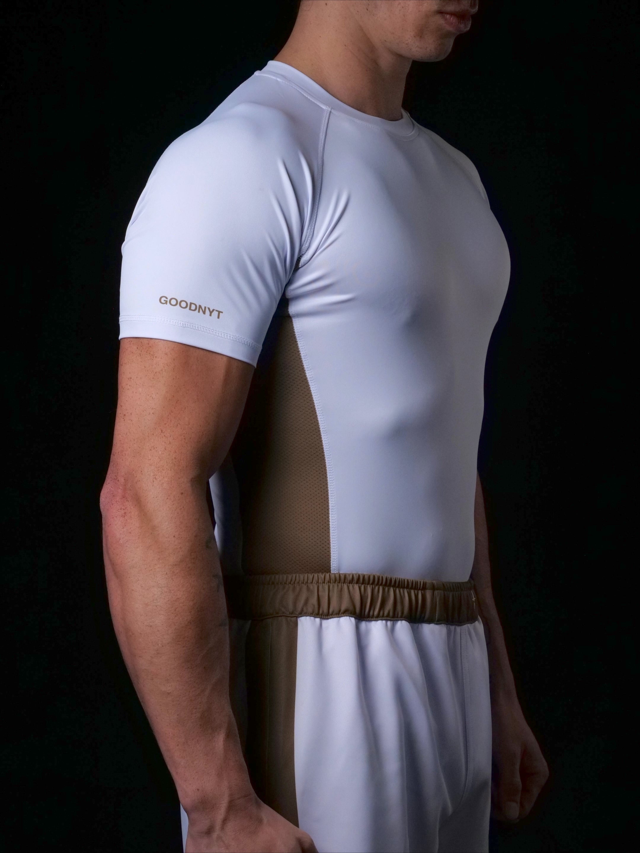 NYT Staple Series Short Sleeve Rashguard White/Sand